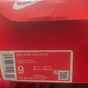 Nike dunk low retro championship red